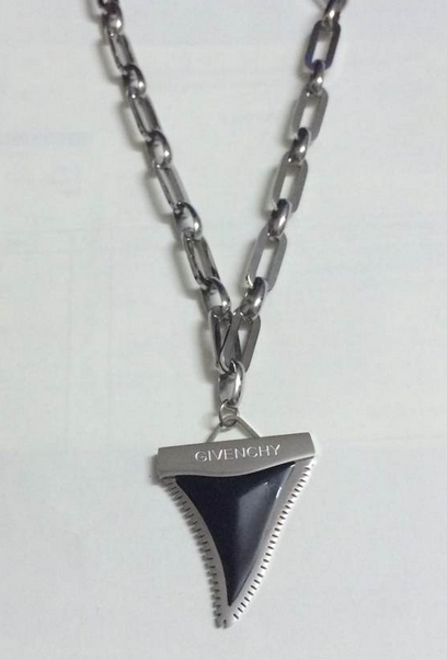 Collana Givenchy Modello 8